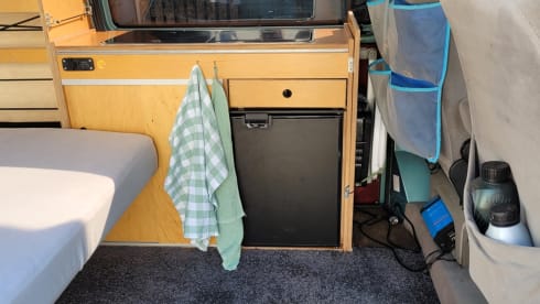 Huub – 4p adventurous Volkswagen t4 camper