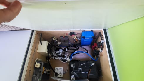 Camper beleving – 2p offgrid luxury - Renault Master L3H2