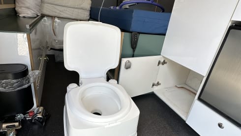Sydney 1 – Wheelchair accessible motorhome with care facilities