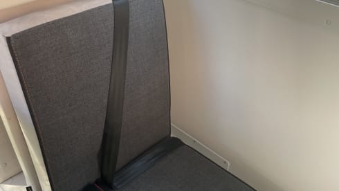 Le Van – Automatique4 couchettes Chausson-2024