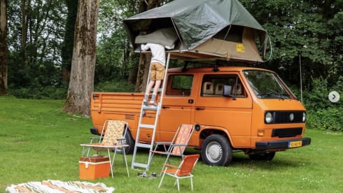 Bob – Bob the retro volkswagen T2a camper bus