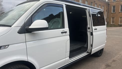 Maggie  – 4 berth Volkswagen campervan from 2023
