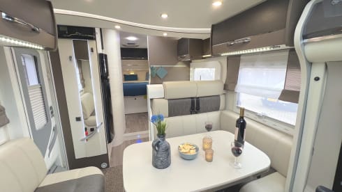 Luxury Chausson with air conditioning and air suspension emission 6