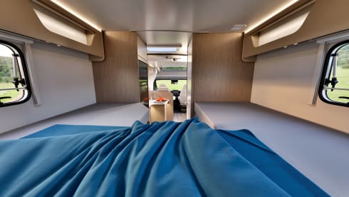 Sunny – Brand new 4-person Carado T448 - semi-integrated (2025)