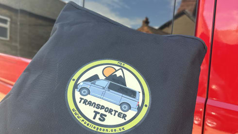 Ernest  – 4 berth Volkswagen campervan from 2008