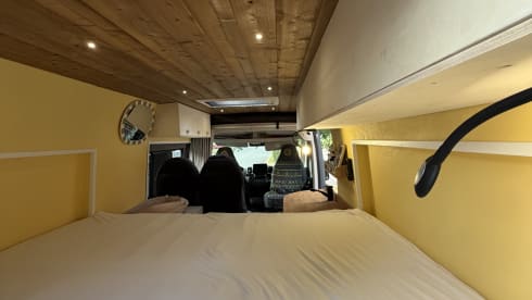 Boulder Bus – Off-Grid Opel Movano 4 gordel plaatsen 