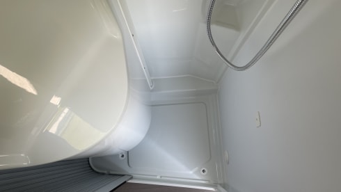 Adria Twin 640 SLB Supreme D AUTOMATIC