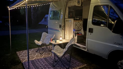 Billie – 2p Peugeot bus from 2000