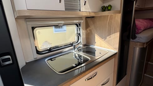 Hobby Ontour Edition F V65GE, Einzelbetten, Klima, SAT