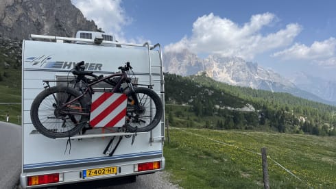 4p Hymer integrated from 1996