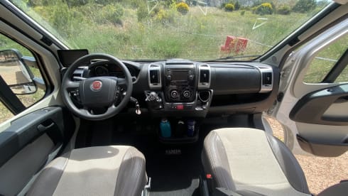 Wunderschöner, komfortabler Chausson-Camper für 4 Personen aus dem Jahr 2016!