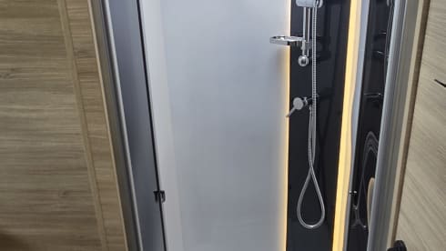 BRAND NEW – July 2025 - HIGH SPEC 6 berth Chausson