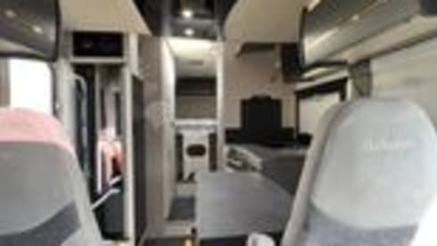 5p Challenger semi-integrated from 2022