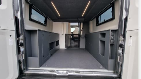 Alphie – 2-seater Adria Mobil bus from 2026