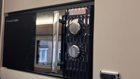 Swift Voyager 494 Auto a 4 posti letto