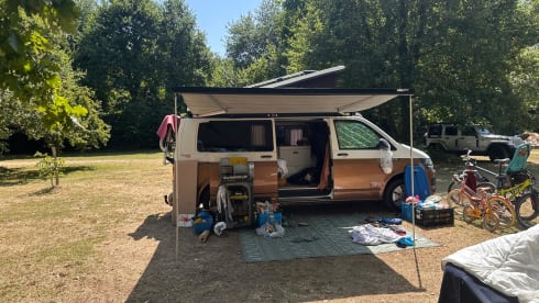 Max – 5p Volkswagen campervan uit 2017
