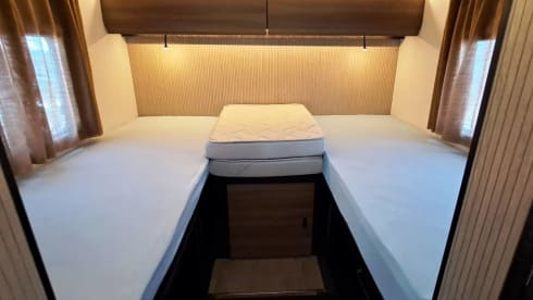 King 9 – Brand new luxury 5-person camper