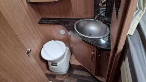 2p Knaus semi-integrated from 2015