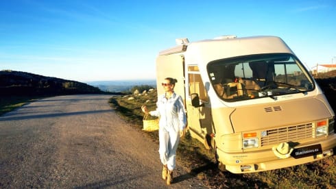 Rent a Campervan Blue CLassics ‘s Le Voyageur
