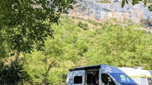 Willy – 4p Citroën bus uit 2024