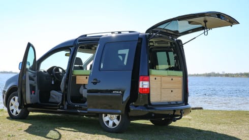 Kallie 2 – 2p Minicamper compact and complete with awning