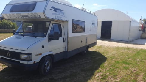 Raffy – Laika lasercar 620 overcab