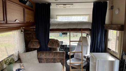 Neva – Atmospheric 4p Pilote Camper from 1993 for fantastic trips