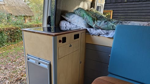 Compact camper ideal for 2 people