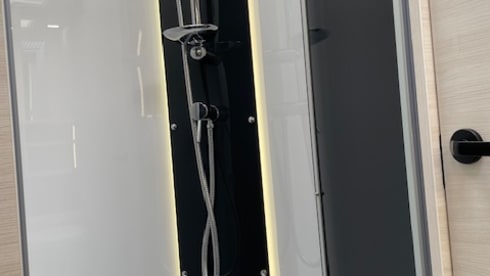 Challenger 317 – Challenger 337 GRAPHITE ULTIMATE - Automatic 2025