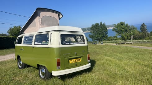 Olive – 'Olive' VW T2 Westfalia 1973 Campervan