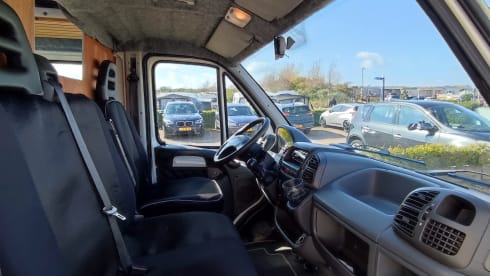Joey – Unique and attractive camper van
