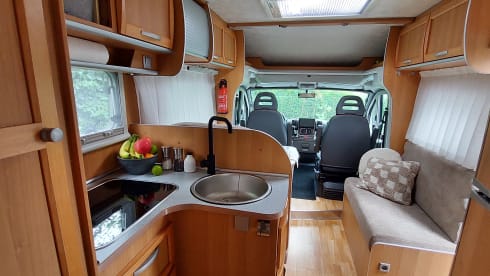 4p McLouis semi-integrated from 2007