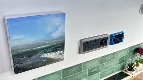 The Defender – Pop Top Off-Grid Land Rover Defender Camper