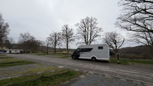 Luxe 4 pers. Sunlight 67S automaat. 