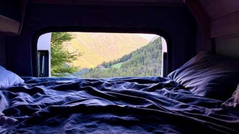 68 – Campervan Autotrail Expedition 68 a 4 posti letto, disponibile dal 2026.