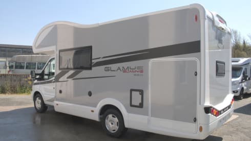 Glamys - 320 Ford – MCLOUIS GLAMYS 226 Ford with automatic transmission