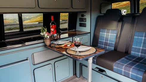 Duke – 4 berth Volkswagen campervan from 2015