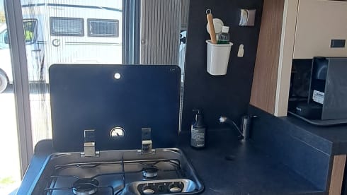 Luxury new Malibu Charming DB Skyview camper, also for off-grid