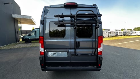 L&C – Gloednieuwe Carado CV 640 automaat luxe, comfort en vrijheid.