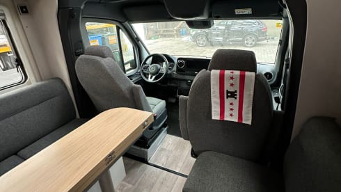 Super beautiful Mercedes Hymer