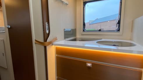 Schink – 5p Fiat semi-integrated uit 2021