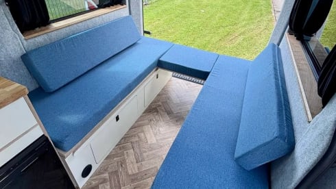 WanderMaster – Camper Renault a 2 posti letto dal 2025
