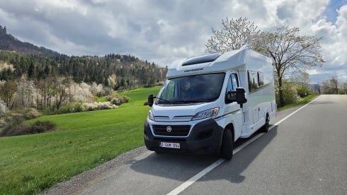 4p Knaus semi-integrated from 2020