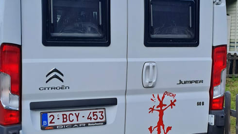 Mobi – 4p Citroën bus uit 2023