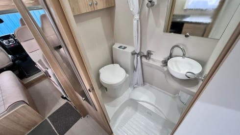 Majestic – Our fully loaded 6 berth motorhome