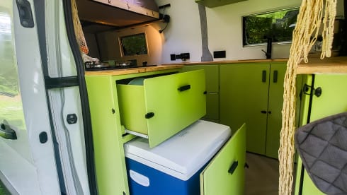 Camper beleving – 2p offgrid luxury - Renault Master L3H2