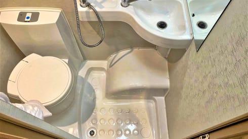 CAMPERWOLF – A LOW PRICE and UP TO 22% SAVING -  2/3/4 Berth - UNLIMITED MILES