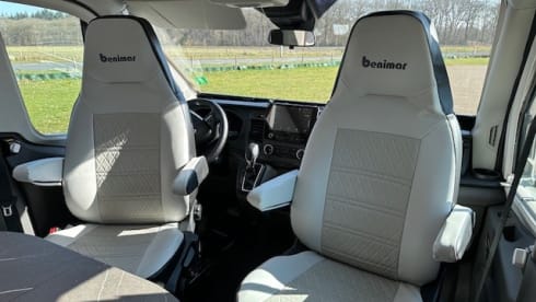 4p Benimar semi-integrated uit 2024