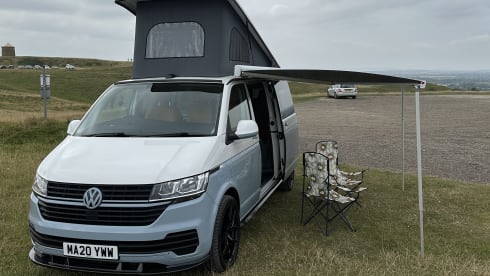 Frank 2.0 – Family Friendly 4 berth Volkswagen T6.1 Pop Top conversion 2024