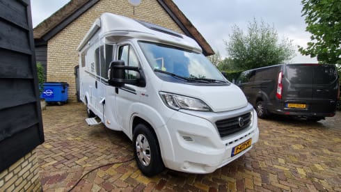 Relaxte vakantie  – 4p Carado semi-integrated uit 2021